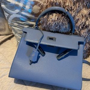 Teddy Blake light blue Eva